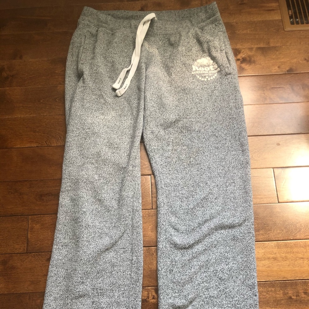 Roots pants